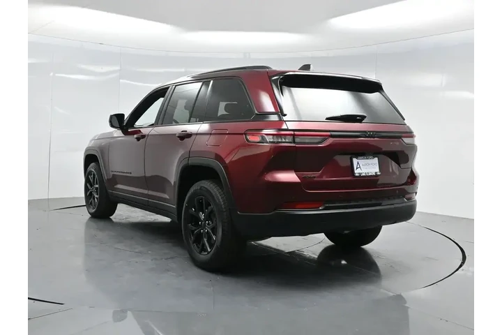 $26333 : Jeep Grand Cherokee 2024 4x4 image 6