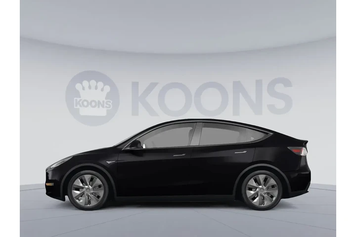 $28500 : Tesla Model Y 2023 AWD 4dr C image 2