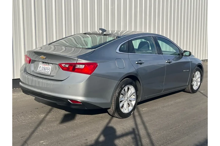 $18794 : Chevrolet Malibu 2024 LT 4dr image 6