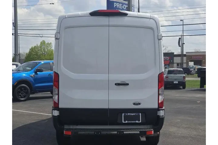 $35922 : Ford Transit 2023 AWD 150 3d image 10