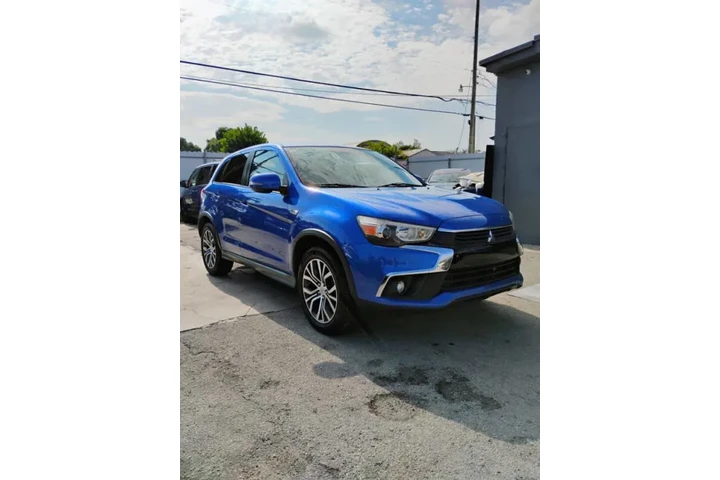 $7350 : 2017 Outlander Sport 2.4 SE image 3