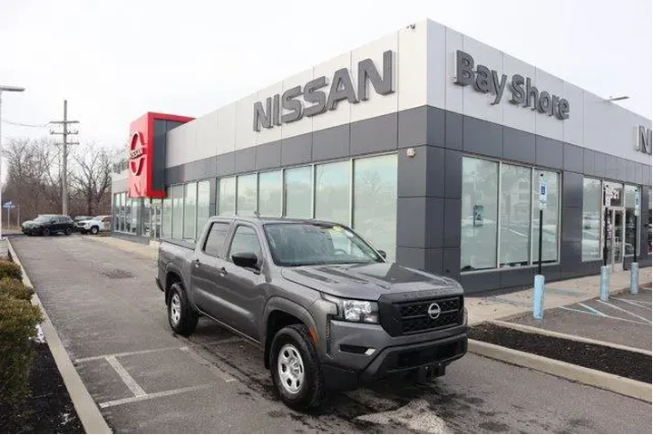 $28274 : Nissan Frontier 2024 4x4 S 4 image 2