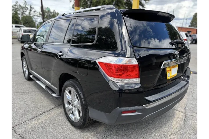 2012 Highlander Limited image 3