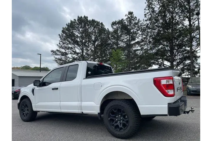 $33039 : Ford F-150 2023 4x2 XL 4dr S image 6