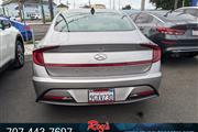 $18995 : 2021 SONATA SE Sedan thumbnail