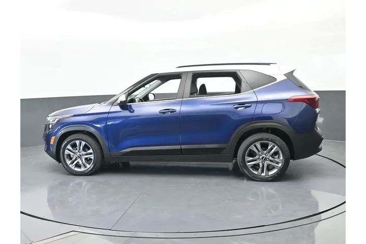 $15948 : Kia Seltos 2023 S 4dr SUV image 3