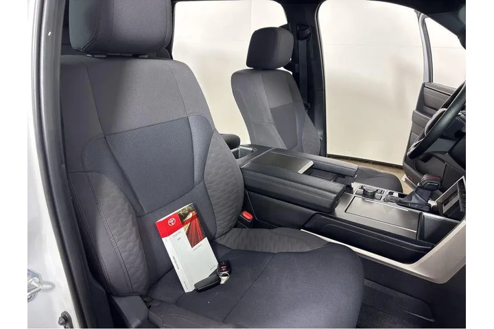 $65000 : Gold Certified2025 Sequoia SR5 image 6