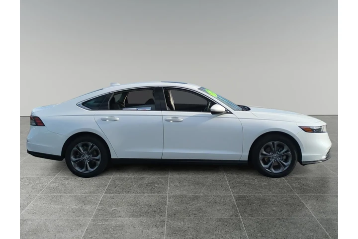 $27240 : Honda Accord 2024 EX 4dr Sed image 6