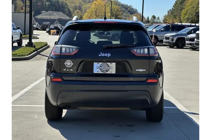 Jeep Cherokee 2019 4x4 Latit image 6