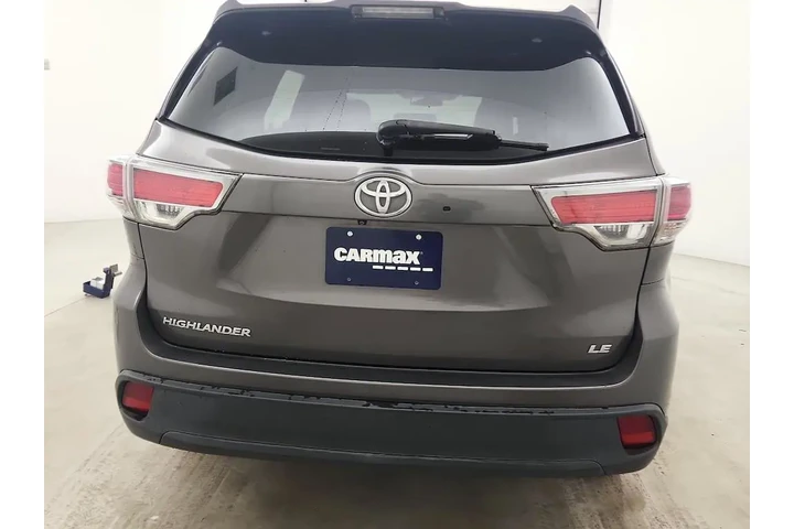 $19998 : Toyota Highlander 2015 LE 4d image 6