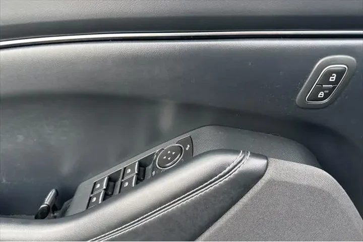 $17888 : Ford Mustang Mach-E 2021 Sel image 10