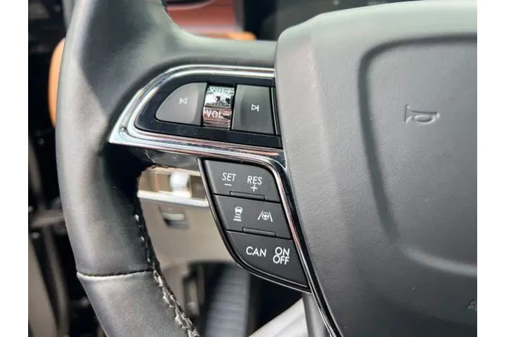 $39995 : Lincoln Nautilus 2023 AWD Re image 10