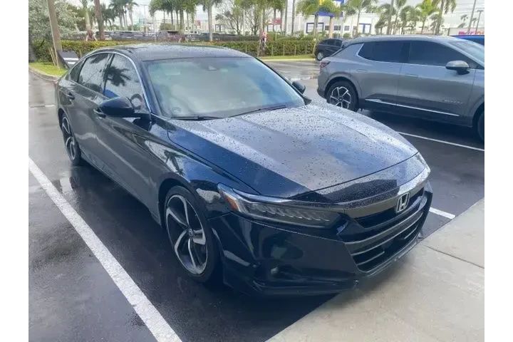 $19637 : Honda Accord 2022 Sport 4dr image 2