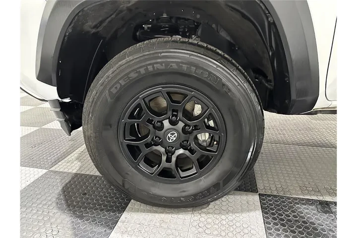 $31599 : Tacoma 2WD 2023 image 10