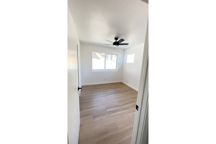 TILE AND FLOORING image 3