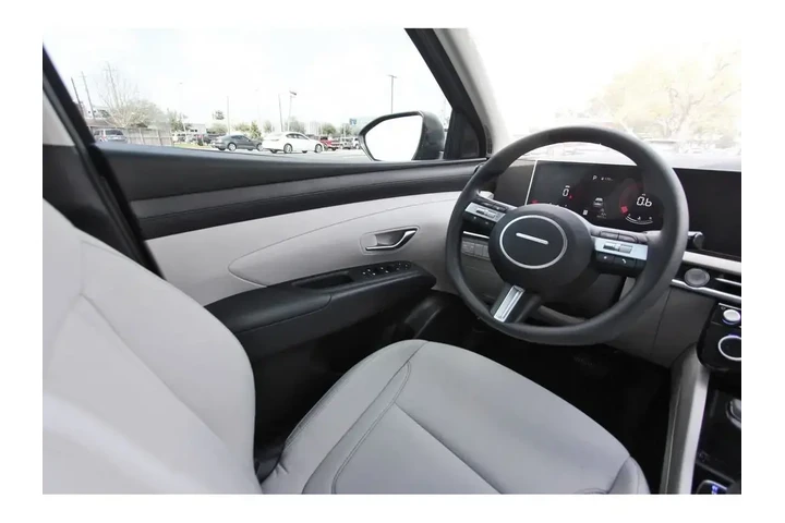 $25488 : Hyundai TUCSON 2025 SEL 4dr image 9