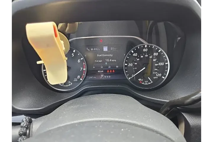 $27983 : Nissan Titan 2021 4x2 SV 4dr image 7