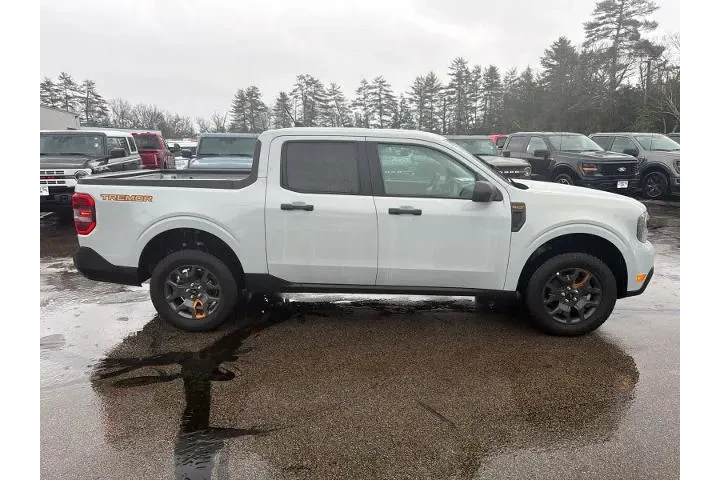 $27995 : Ford Maverick 2023 AWD XLT 4 image 8