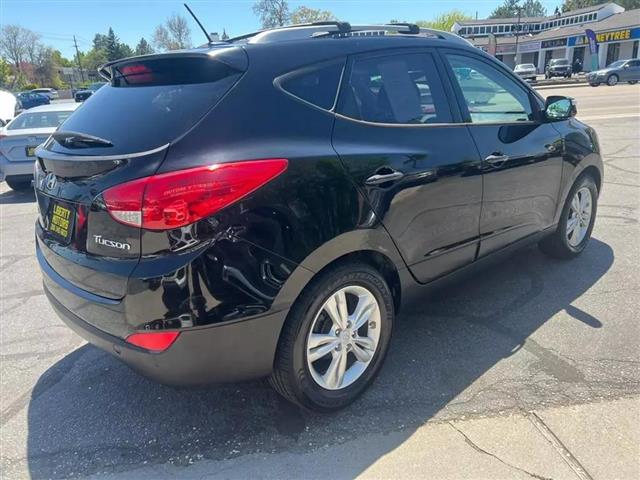 $7950 : 2012 HYUNDAI TUCSON image 4