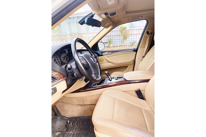 $6500 : 2011 BMW X5 Troquita image 2