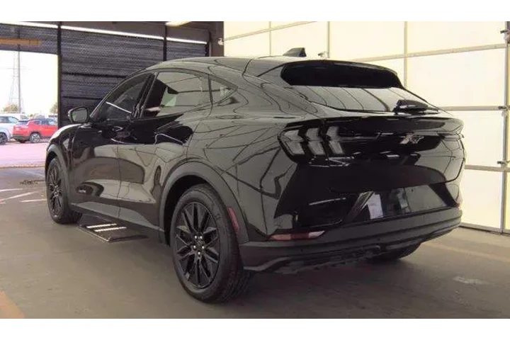 $32991 : Ford Mustang Mach-E 2025 AWD image 6