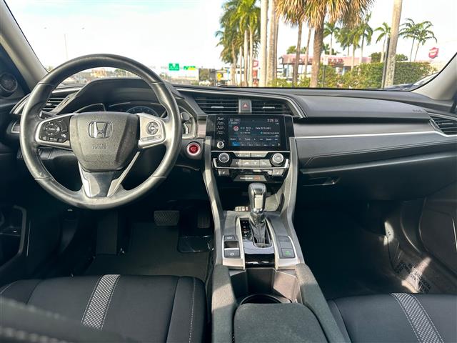 $3000 : Honda Civic EX image 1
