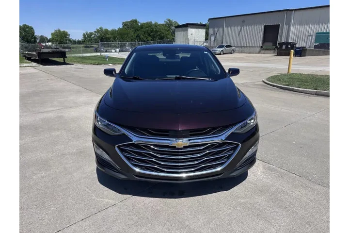 $15900 : 2020 Malibu Premier image 9