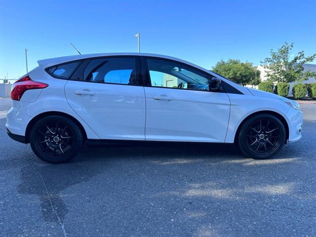 $7250 : 2012 Focus SE image 6