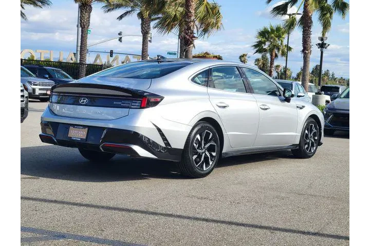 $20700 : Hyundai SONATA 2025 SEL 4dr image 4