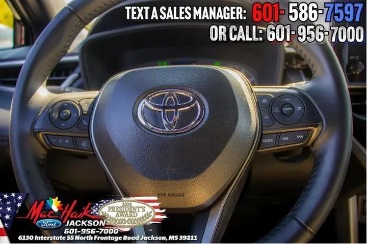 $29995 : Toyota Corolla Cross Hybrid image 10