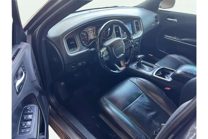 $11999 : 2019 Charger image 3