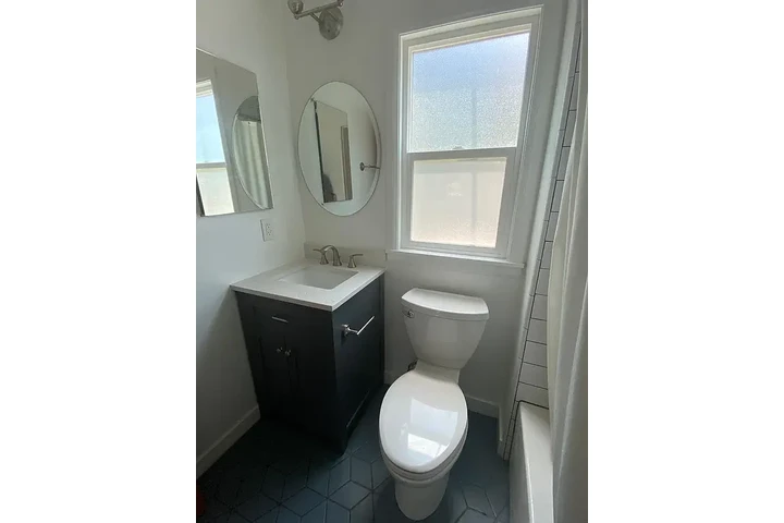 $900 : Casa Decente. image 5