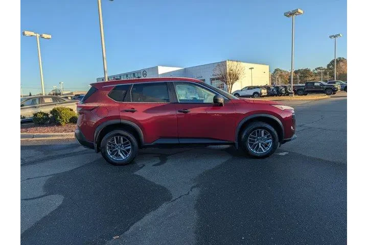 $21993 : Nissan Rogue 2023 AWD S 4dr image 5