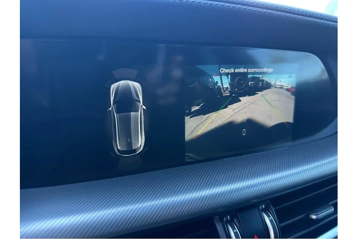 $29997 : 2022 Stelvio Veloce image 7