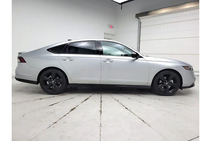 $24998 : Honda Accord Hybrid 2024 Spo image 4