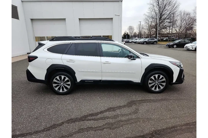 $26970 : Subaru Outback 2023 AWD Limi image 7