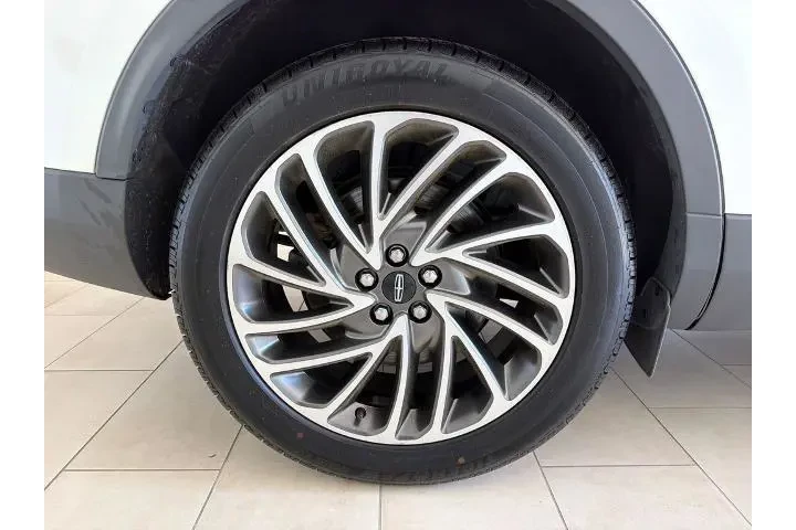 $24911 : Lincoln Nautilus 2020 AWD Re image 8