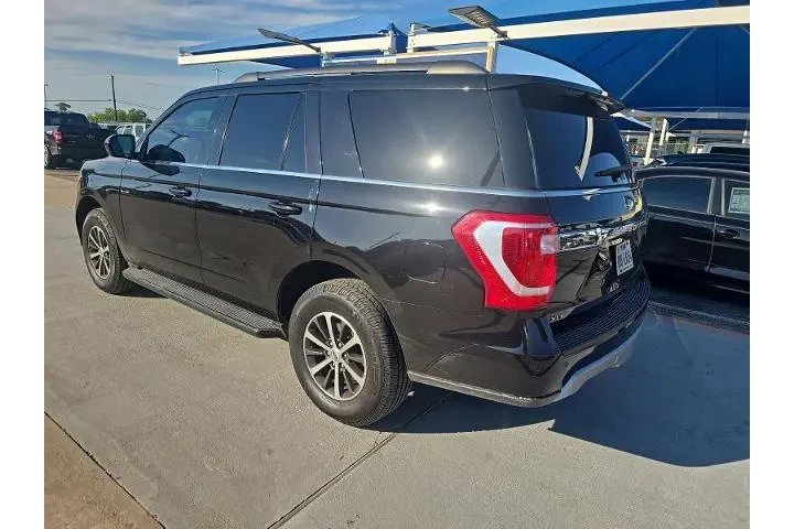 $34472 : Ford Expedition 2021 4x2 XLT image 2