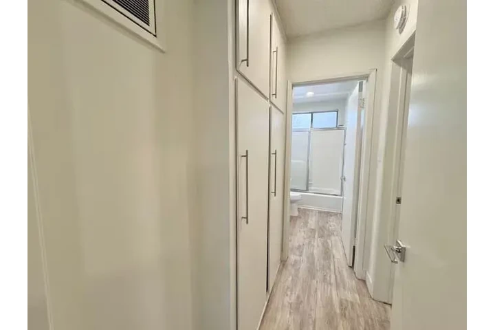 $1100 : Apartamento elegante en LA image 7