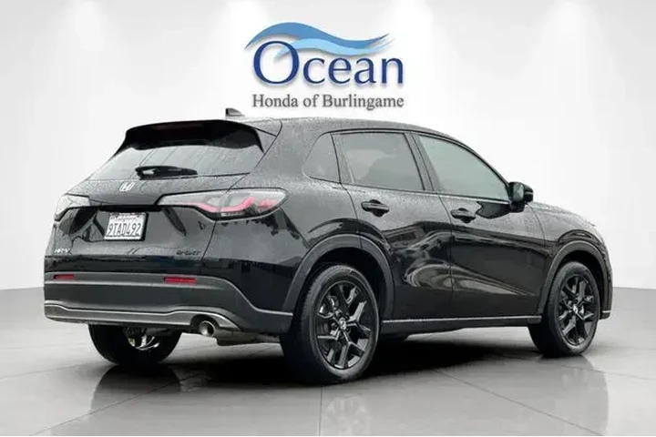 $25994 : Honda HR-V 2025 AWD Sport 4d image 4