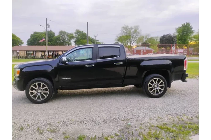 $18497 : 2017 GMC Canyon Denali image 8
