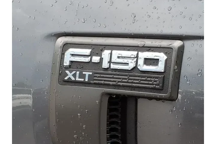 $39608 : Ford F-150 2023 4x4 XLT 4dr image 9