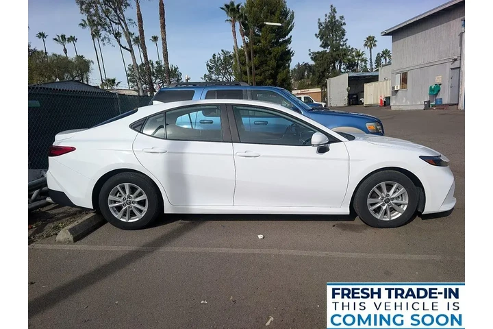 $26522 : Toyota Camry 2025 SE 4dr Sed image 5