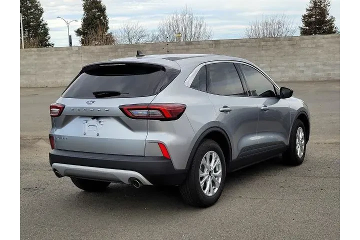 $21900 : Ford Escape 2024 Active 4dr image 3