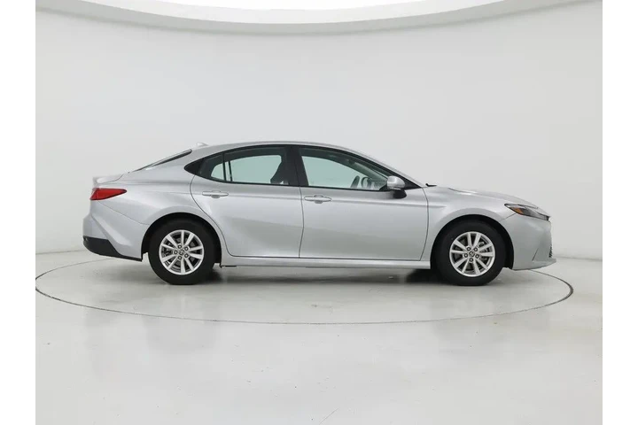 $26998 : Toyota Camry 2025 LE 4dr Sed image 7