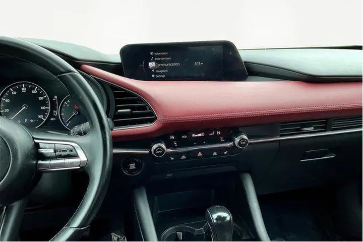 $18897 : Mazda Mazda3 Hatchback 2020 image 8