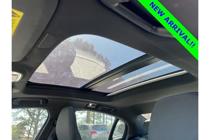 $28089 : Volvo S60 2022 AWD B5 R-Desi image 10