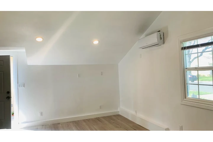 $1700 : RENTO-ESTUDIO Downey image 7