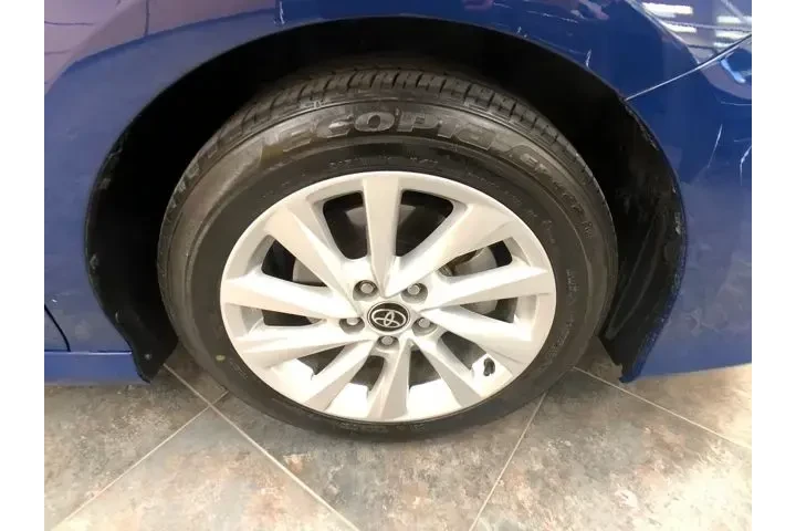 $21060 : Toyota Camry 2023 LE 4dr Sed image 9