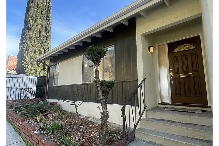$3579 : HOUSE RENT IN LOS ANGELES CA image 3